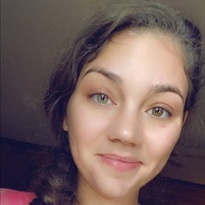 Meet your Posher, Kelsey